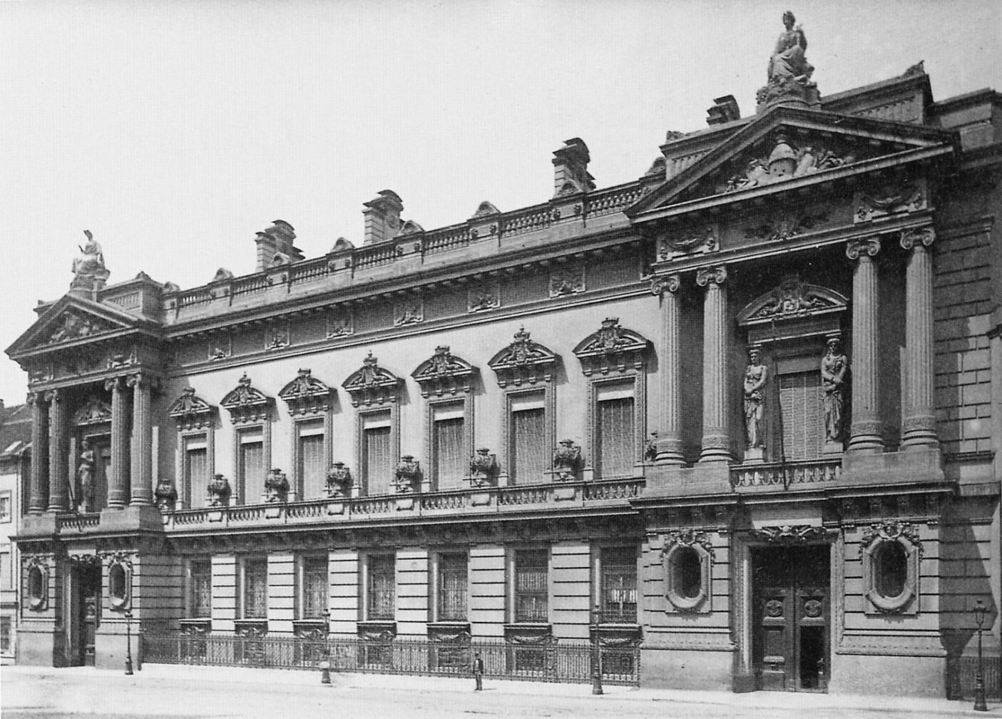 10_NBB-MAin-facade-Rue-de-Bois-Sauvage_KAAN-Architecten-Low-Architecten.jpg